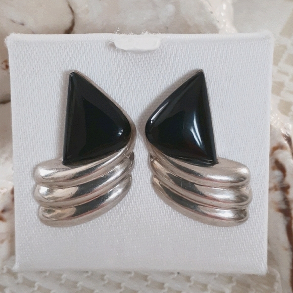 925 Sterling Silver Stud Earrings - Picture 1 of 7